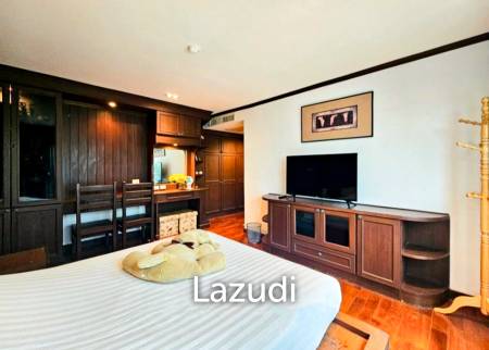 Charming Seaside 2 Bedroom Condo in The Beach Palace Cha Am for Sale