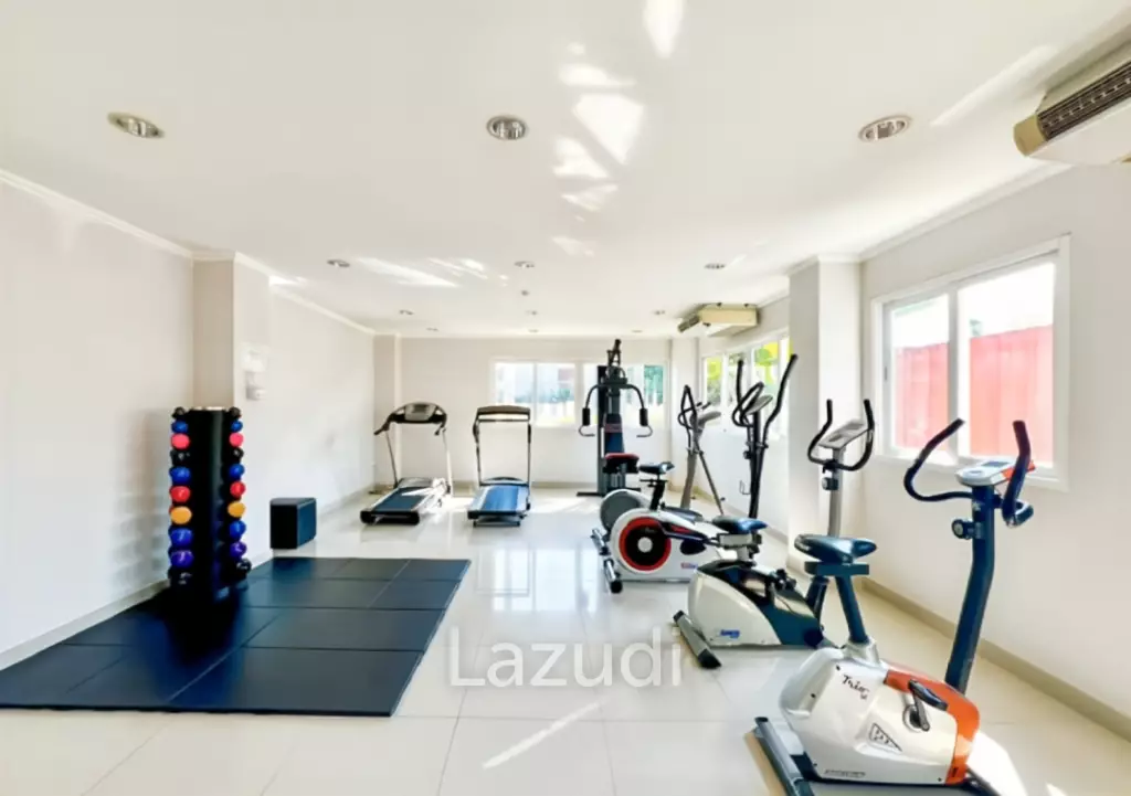 Charming Seaside 2 Bedroom Condo in The Beach Palace Cha Am for Sale