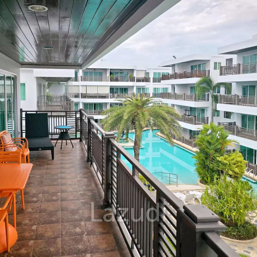 Charming Seaside 2 Bedroom Condo in The Beach Palace Cha Am for Sale