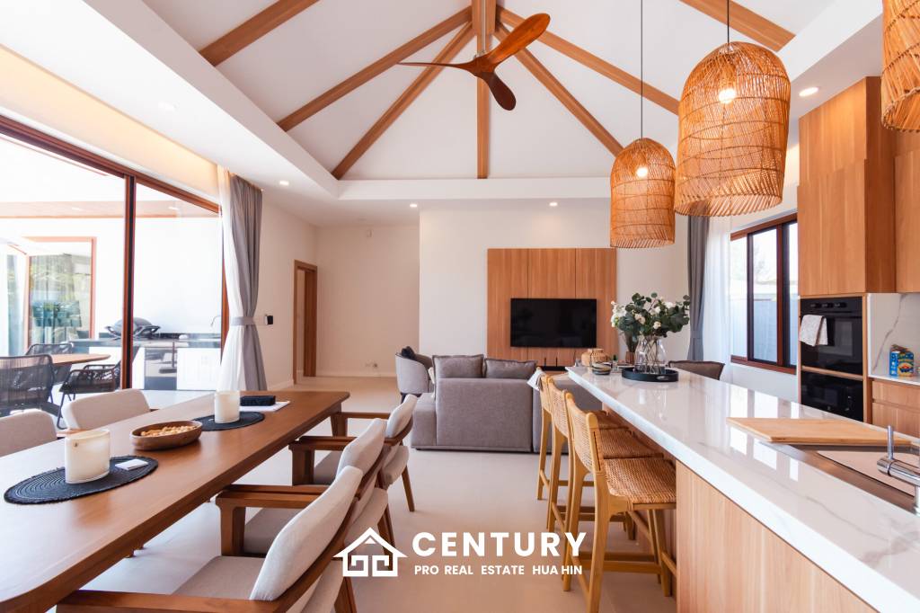 440 ตร.ม 3 เตียง 3 อาบน้ำ วิลล่า For ขาย