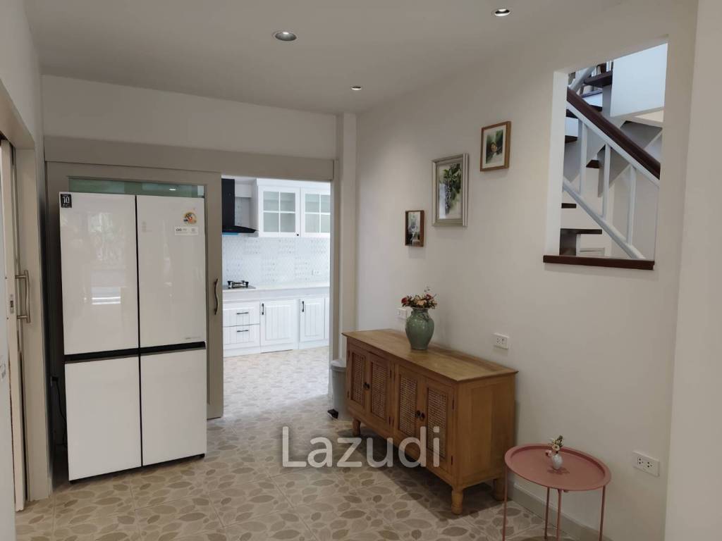 Beautiful 4 bed 3 bath poolvilla near international School in Hangdong Chiang Mai for rent