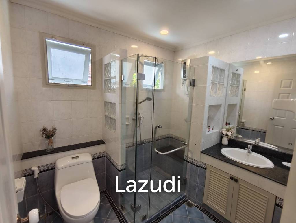 Beautiful 4 bed 3 bath poolvilla near international School in Hangdong Chiang Mai for rent