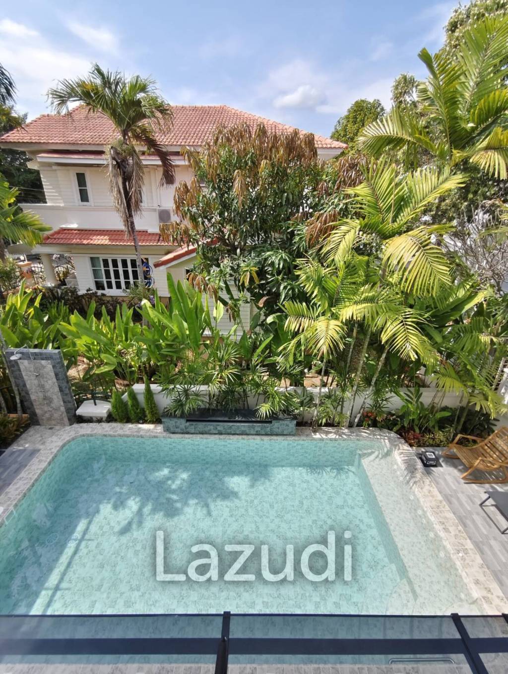 Beautiful 4 bed 3 bath poolvilla near international School in Hangdong Chiang Mai for rent