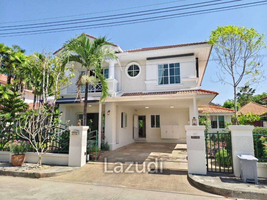 Beautiful 4 bed 3 bath poolvilla near international School in Hangdong Chiang Mai for rent