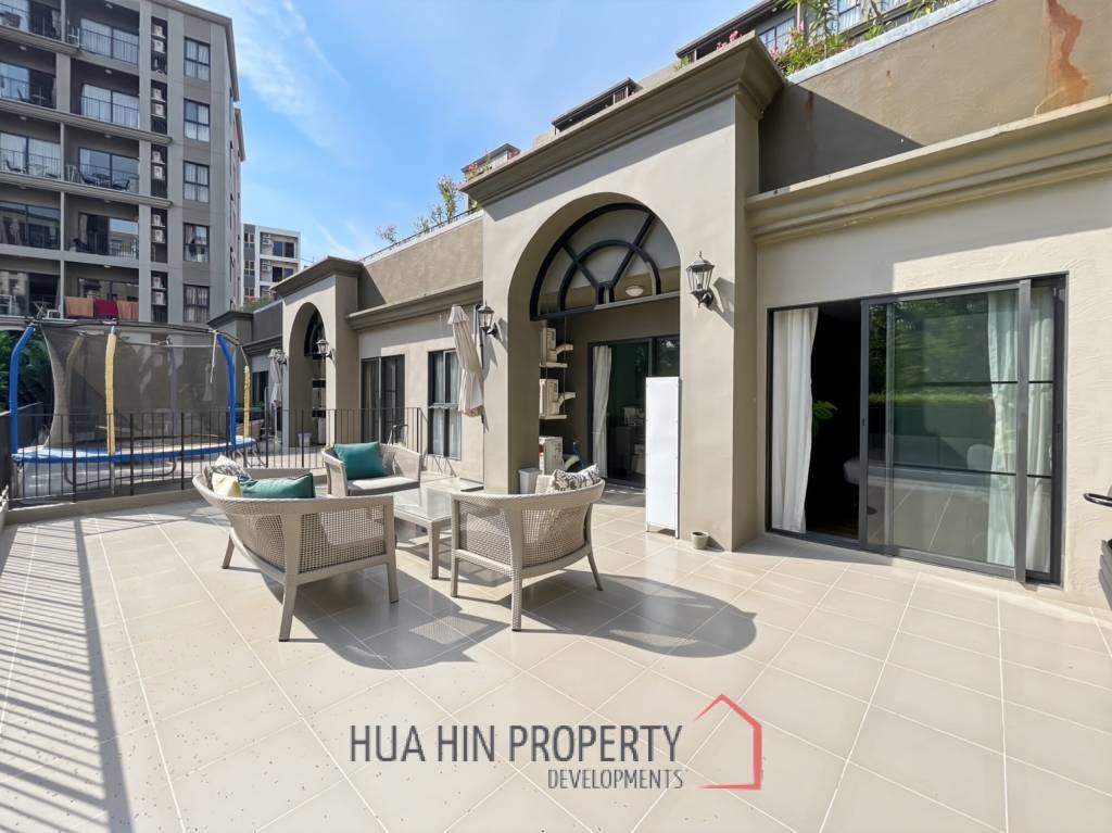 For Sale - 2 Bedroom Condo in La Habana Hua Hin
