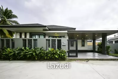 3 Bed 3 Bath 482 SQ.M Amarin Pool Villa