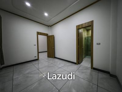 3 Bed 3 Bath 482 SQ.M Amarin Pool Villa
