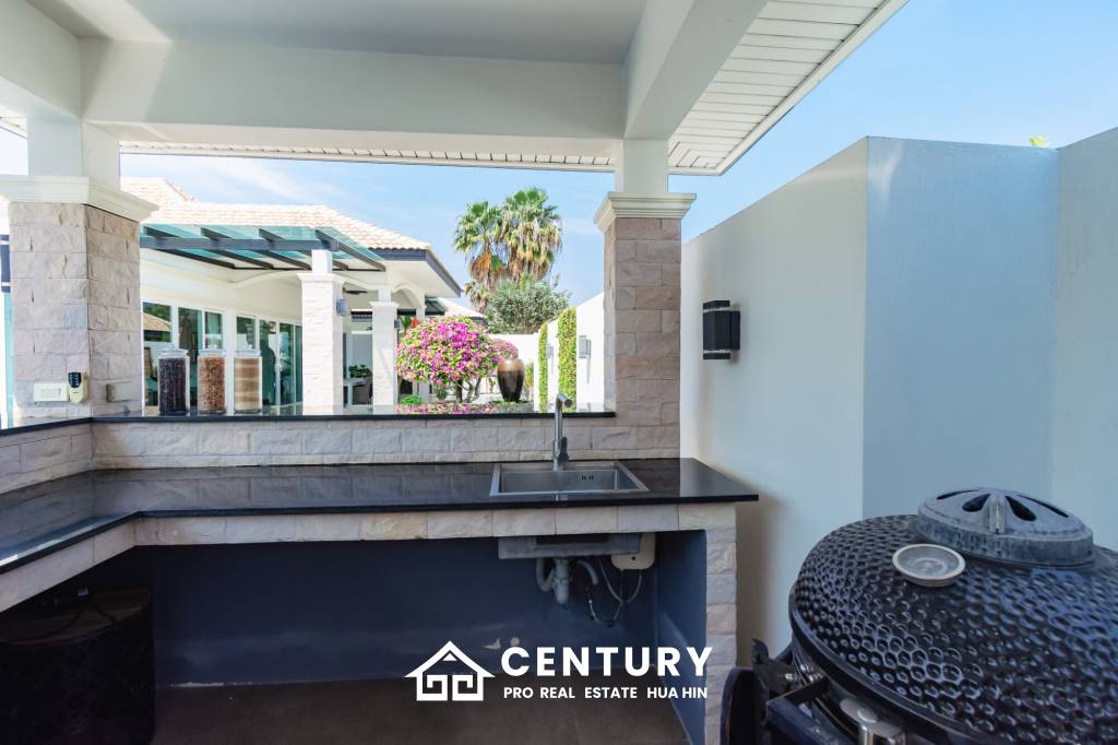 Black mountain, For investment 4 bed pool villa with tenant