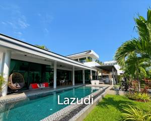 For Sale : Modern 5-Bedroom Villa in La Lua Hua Hin