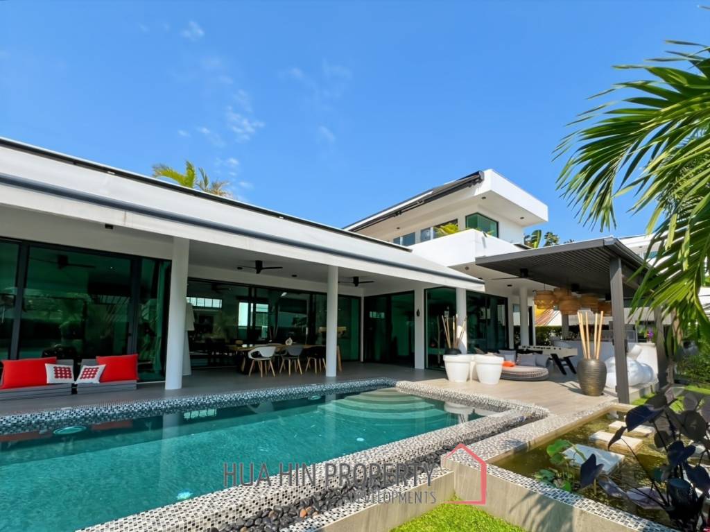 For Sale : Modern 5-Bedroom Villa in La Lua Hua Hin