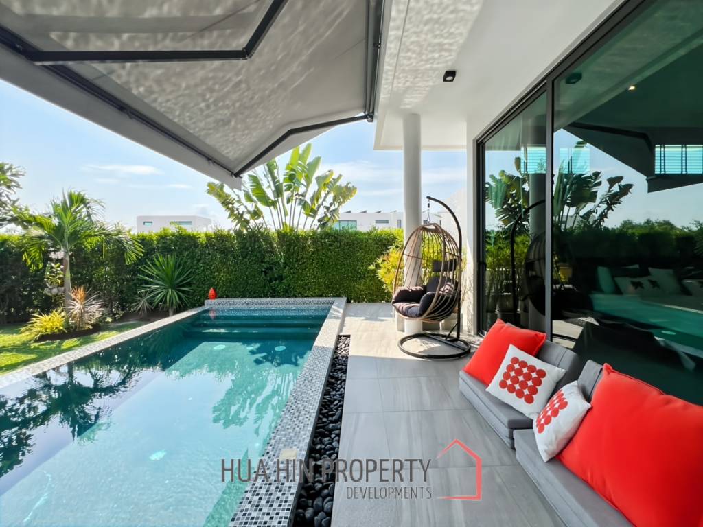 For Sale : Modern 5-Bedroom Villa in La Lua Hua Hin