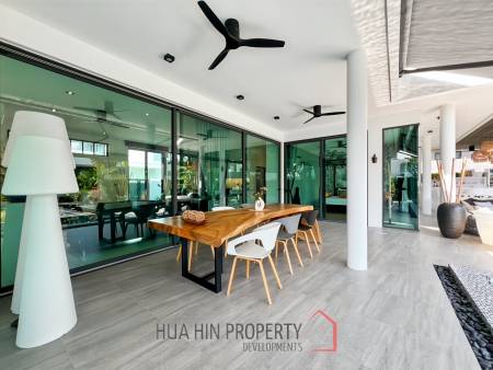 For Sale : Modern 5-Bedroom Villa in La Lua Hua Hin
