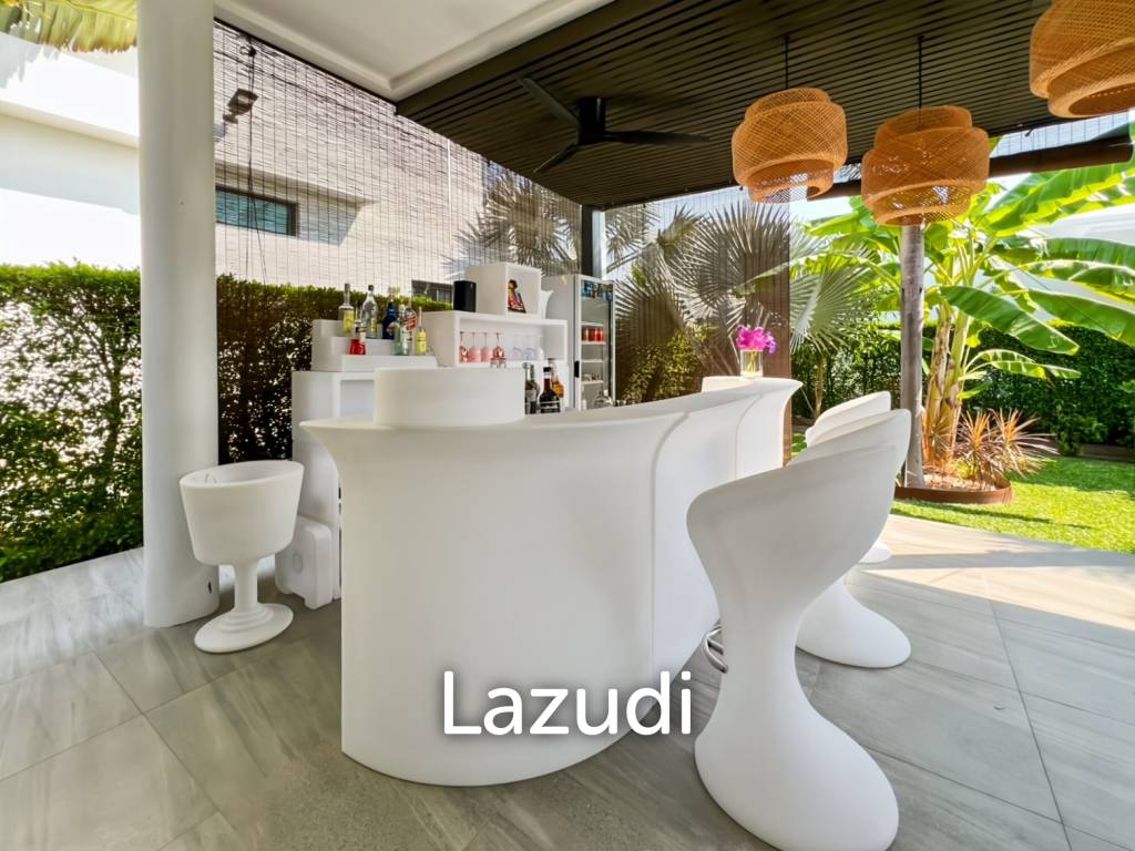 For Sale : Modern 5-Bedroom Villa in La Lua Hua Hin