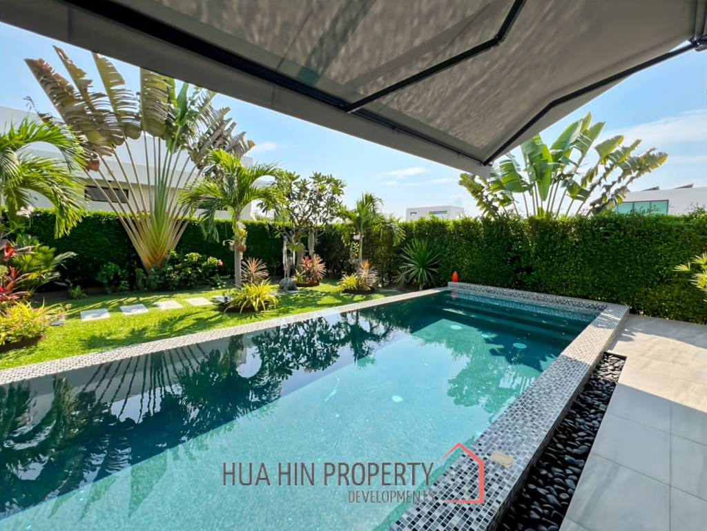 For Sale : Modern 5-Bedroom Villa in La Lua Hua Hin