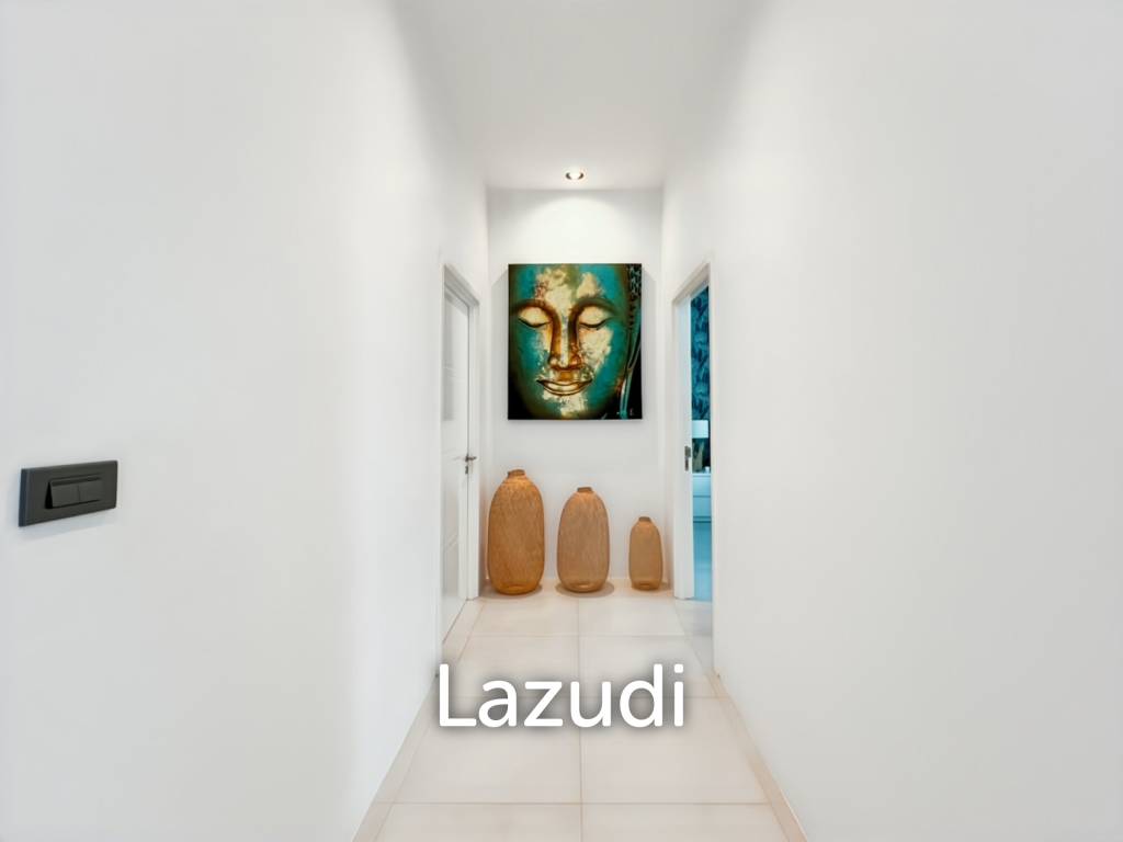 For Sale : Modern 5-Bedroom Villa in La Lua Hua Hin