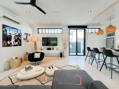 For Sale : Modern 5-Bedroom Villa in La Lua Hua Hin