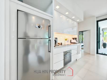For Sale : Modern 5-Bedroom Villa in La Lua Hua Hin