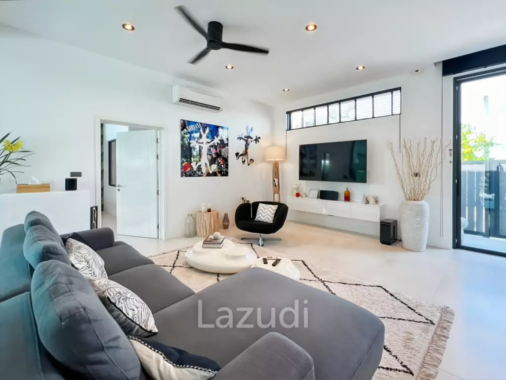 For Sale : Modern 5-Bedroom Villa in La Lua Hua Hin