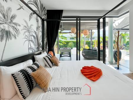 For Sale : Modern 5-Bedroom Villa in La Lua Hua Hin