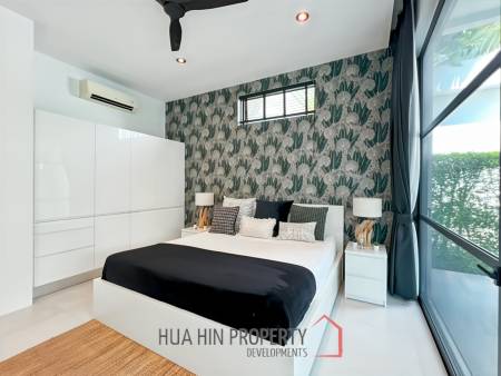 For Sale : Modern 5-Bedroom Villa in La Lua Hua Hin