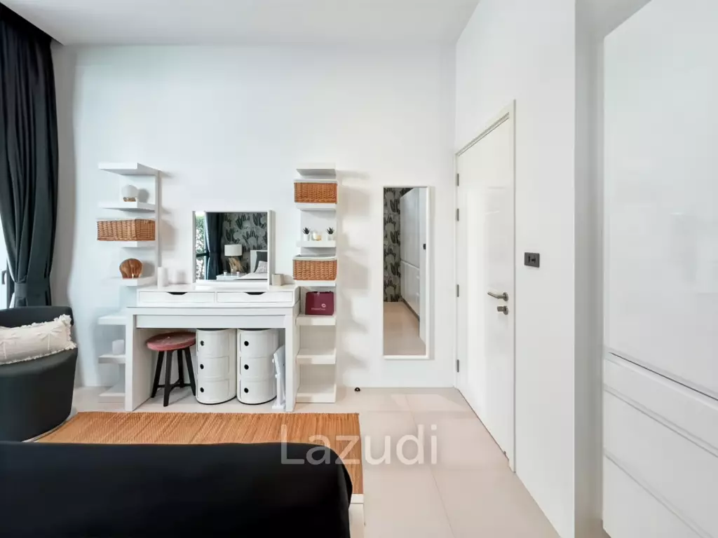 For Sale : Modern 5-Bedroom Villa in La Lua Hua Hin
