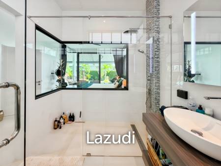 For Sale : Modern 5-Bedroom Villa in La Lua Hua Hin