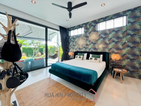 For Sale : Modern 5-Bedroom Villa in La Lua Hua Hin