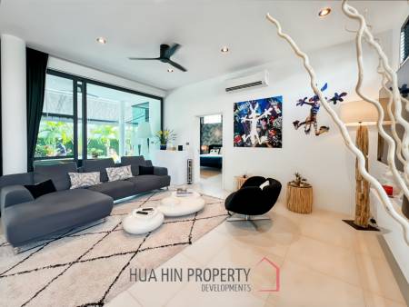 For Sale : Modern 5-Bedroom Villa in La Lua Hua Hin