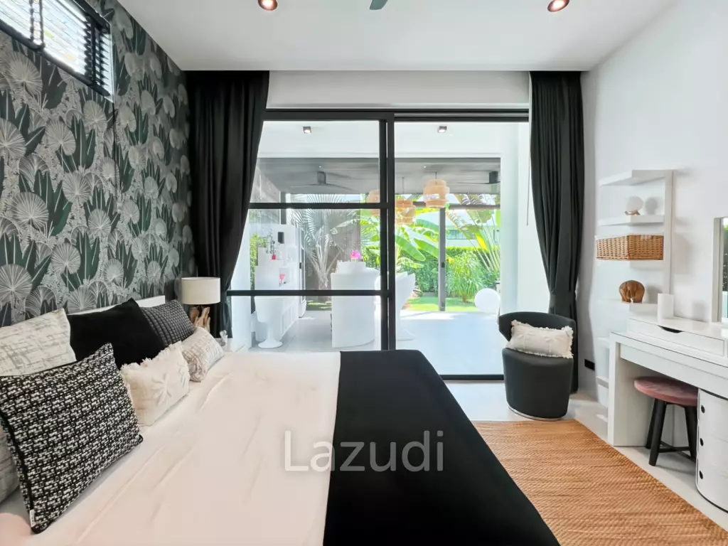 For Sale : Modern 5-Bedroom Villa in La Lua Hua Hin
