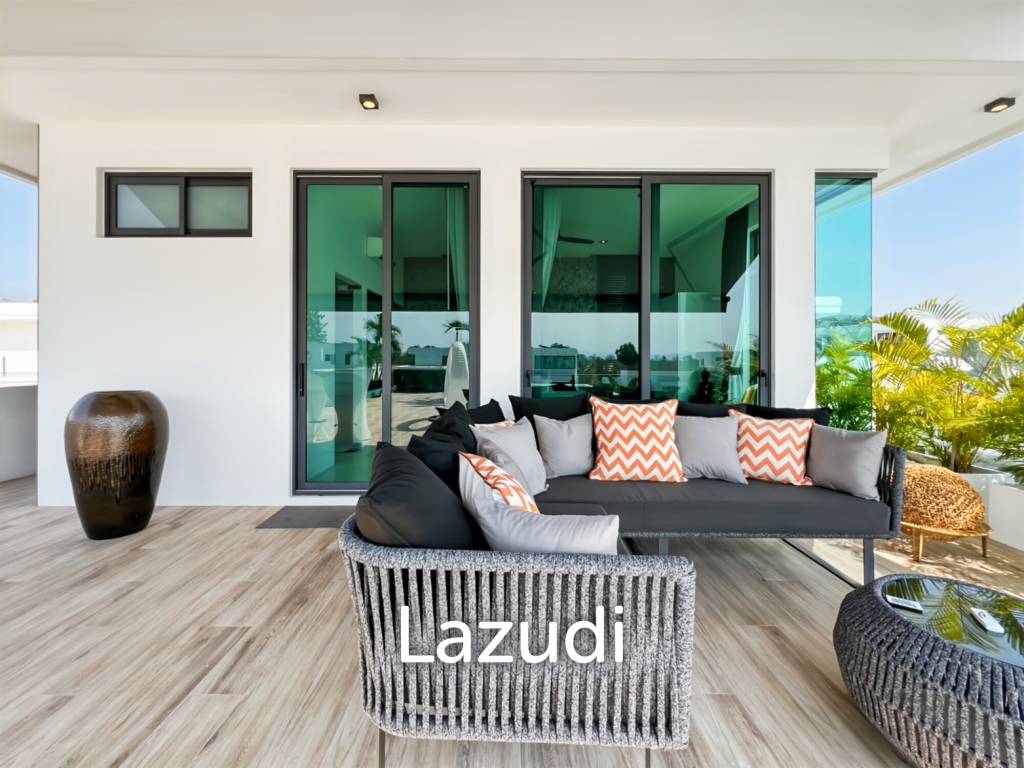 For Sale : Modern 5-Bedroom Villa in La Lua Hua Hin