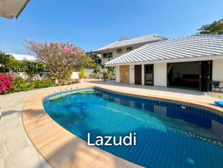 Grand Hill: 5 Bedroom Villa with Private Pool in Soi Hua Hin 88