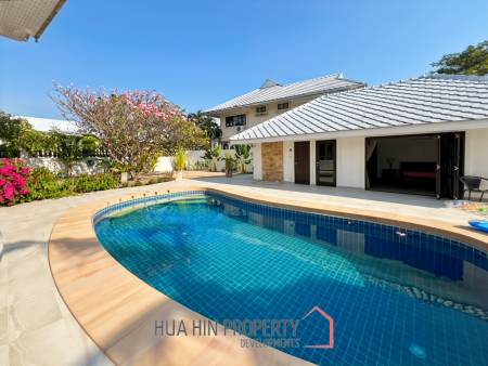 Grand Hill: 5 Bedroom Villa with Private Pool in Soi Hua Hin 88