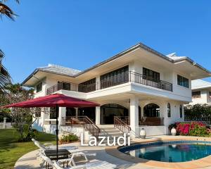 Grand Hill: 5 Bedroom Villa with Private Pool in Soi Hua Hin 88