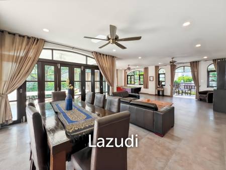 Grand Hill: 5 Bedroom Villa with Private Pool in Soi Hua Hin 88