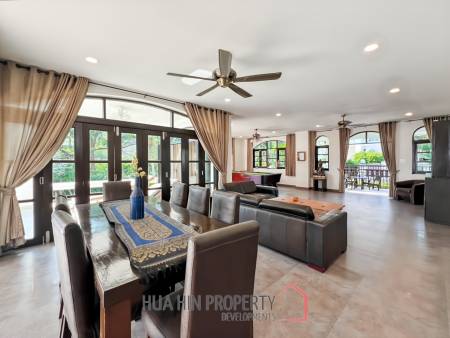 Grand Hill: 5 Bedroom Villa with Private Pool in Soi Hua Hin 88