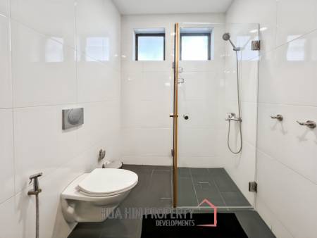 Grand Hill: 5 Bedroom Villa with Private Pool in Soi Hua Hin 88