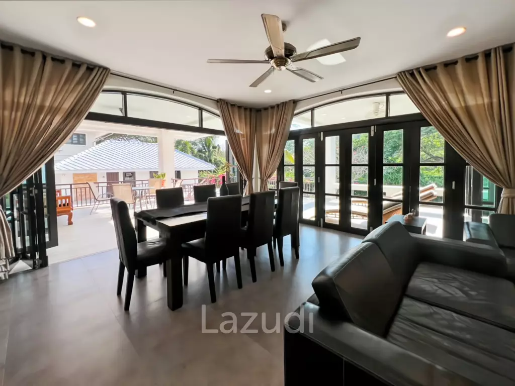 Grand Hill: 5 Bedroom Villa with Private Pool in Soi Hua Hin 88