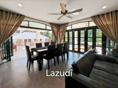 Grand Hill: 5 Bedroom Villa with Private Pool in Soi Hua Hin 88