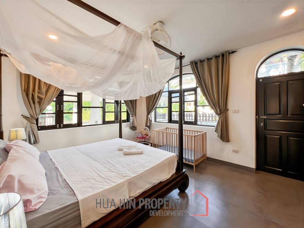 Grand Hill: 5 Bedroom Villa with Private Pool in Soi Hua Hin 88