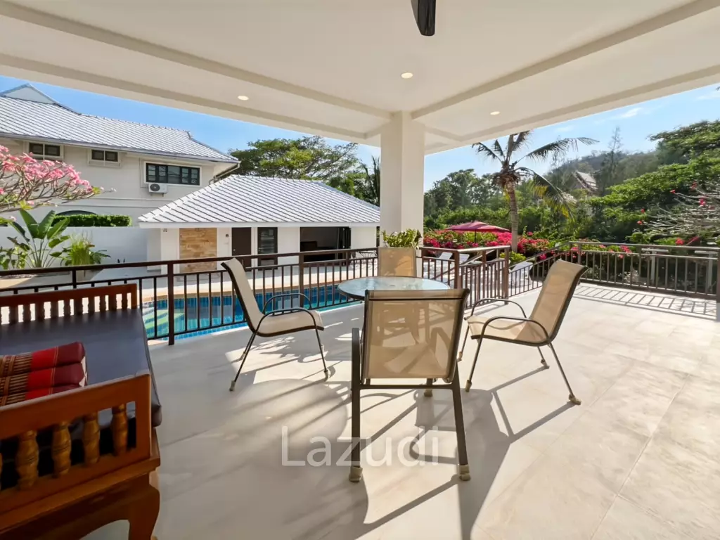 Grand Hill: 5 Bedroom Villa with Private Pool in Soi Hua Hin 88