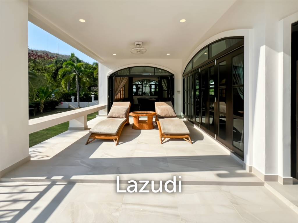 Grand Hill: 5 Bedroom Villa with Private Pool in Soi Hua Hin 88