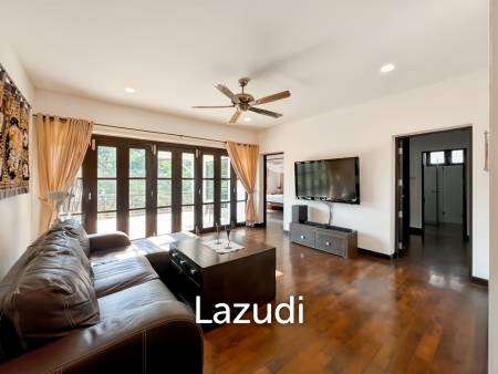 Grand Hill: 5 Bedroom Villa with Private Pool in Soi Hua Hin 88