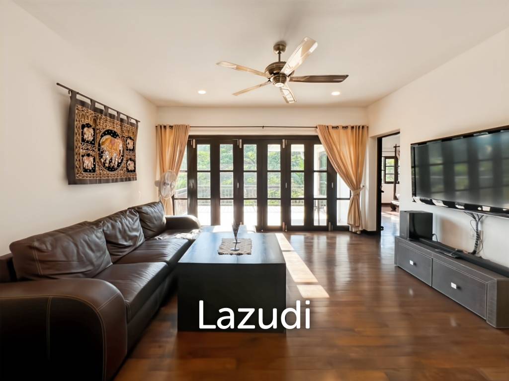 Grand Hill: 5 Bedroom Villa with Private Pool in Soi Hua Hin 88