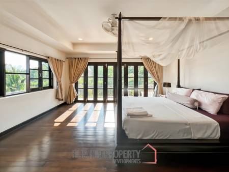 Grand Hill: 5 Bedroom Villa with Private Pool in Soi Hua Hin 88