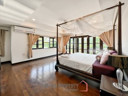 Grand Hill: 5 Bedroom Villa with Private Pool in Soi Hua Hin 88
