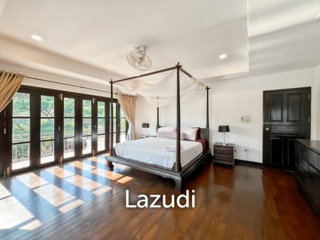 Grand Hill: 5 Bedroom Villa with Private Pool in Soi Hua Hin 88