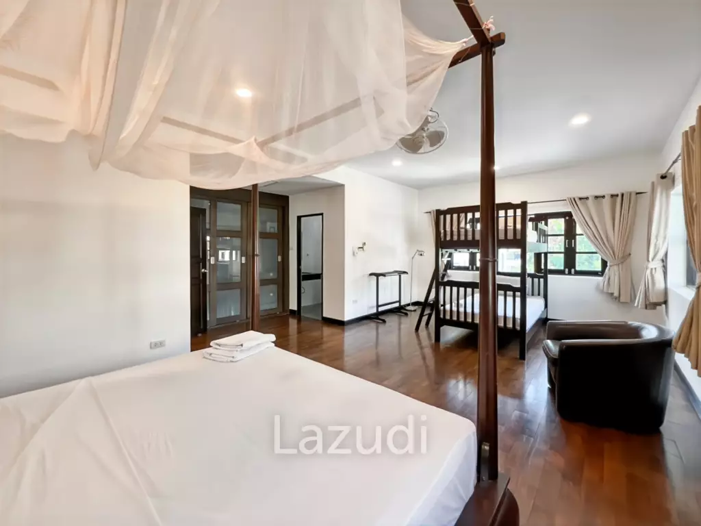 Grand Hill: 5 Bedroom Villa with Private Pool in Soi Hua Hin 88