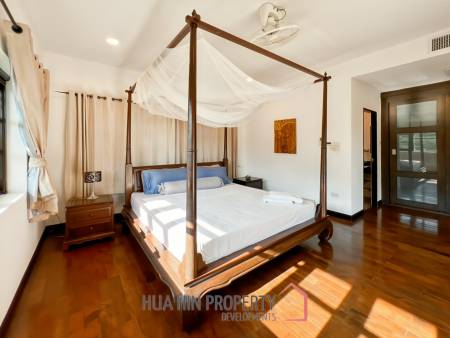 Grand Hill: 5 Bedroom Villa with Private Pool in Soi Hua Hin 88