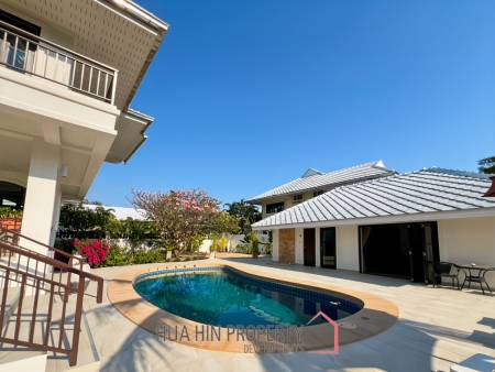 Grand Hill: 5 Bedroom Villa with Private Pool in Soi Hua Hin 88