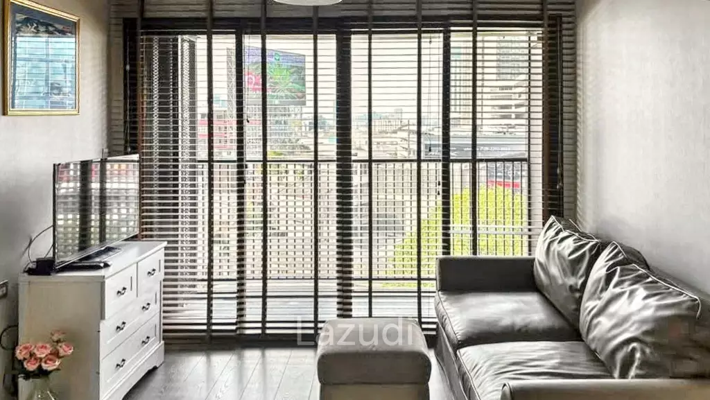 2 Bed 2 Bath 58 SQ.M Whizdom Avenue Ratchada - Ladprao
